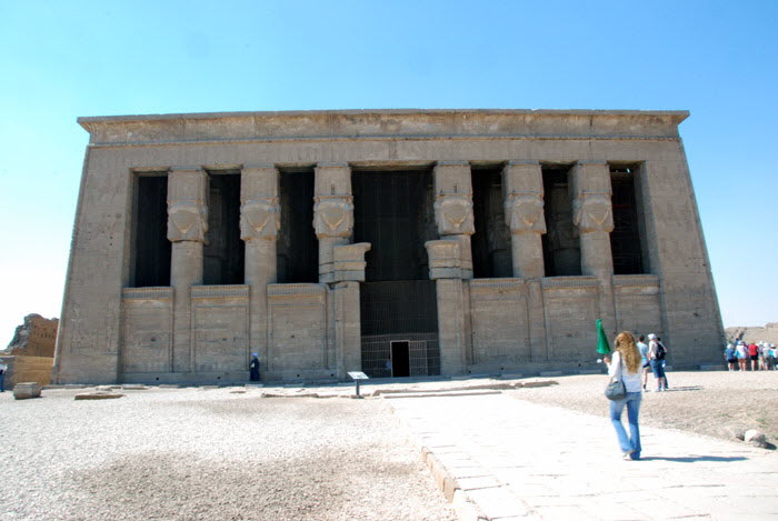 Denderah 3/18